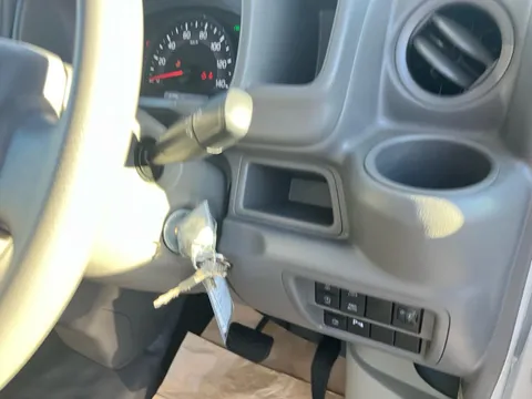 Mitsubishi Minicab Van