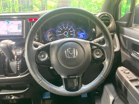 Honda N-WGN Custom