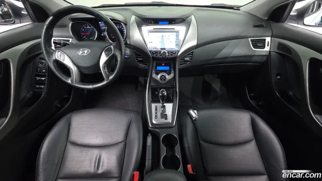 Hyundai Elantra (Avante)