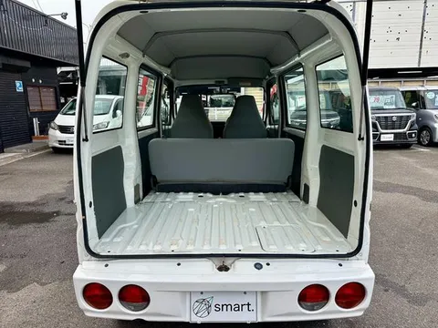 Mitsubishi Minicab Van