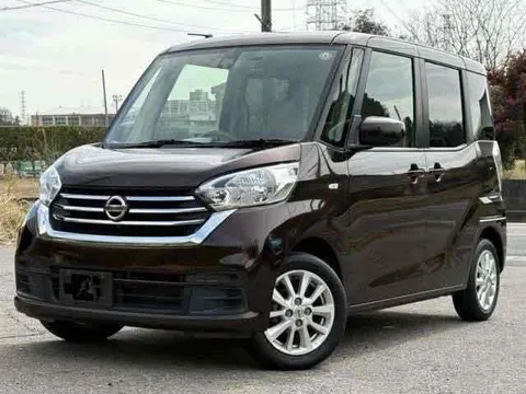 Nissan Dayz Roox