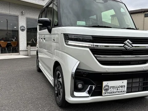 Suzuki Spacia Custom