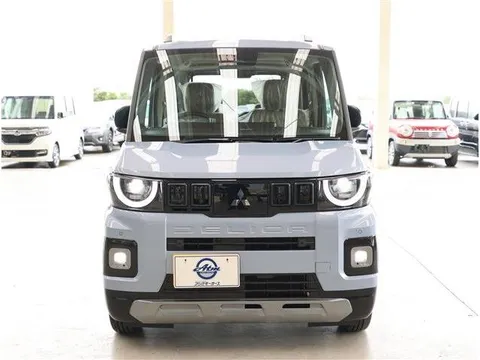 Mitsubishi Delica Mini