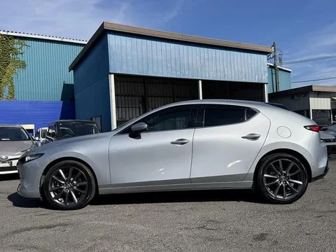 Mazda MAZDA3 Fastback