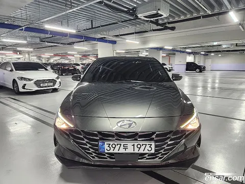 Hyundai Elantra (Avante)