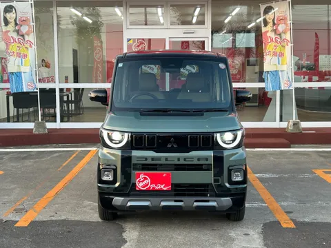 Mitsubishi Delica Mini