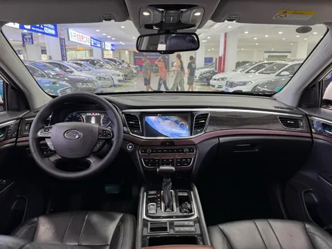 Gac GS8