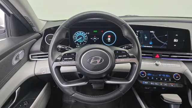 Hyundai Elantra (Avante)