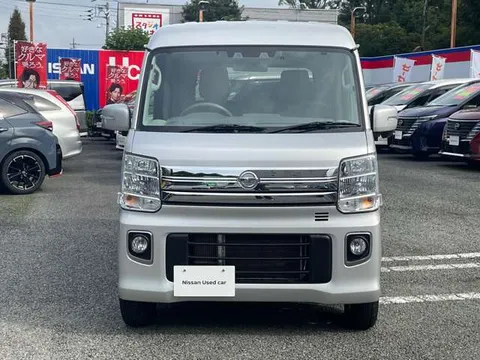 Nissan Clipper Rio