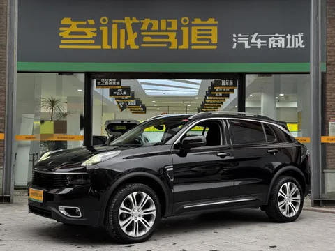 Lynk & Co 01