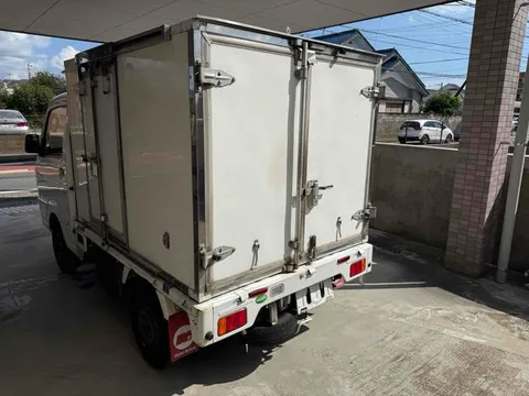 Nissan Clipper Truck