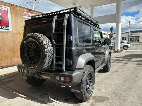 Suzuki Jimny Sierra