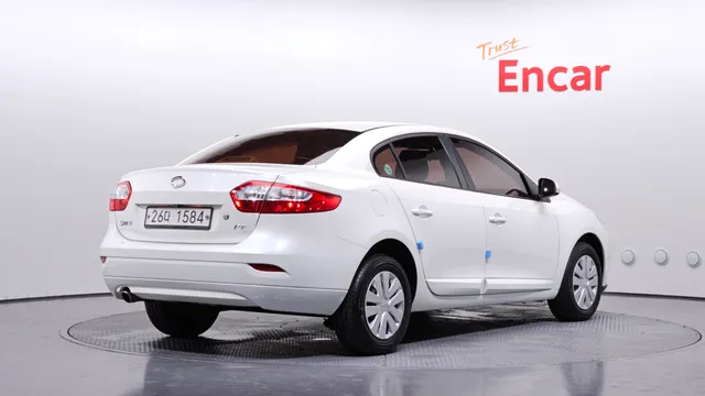 Renault SM3