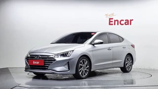 Hyundai Elantra (Avante)
