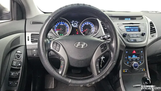 Hyundai Elantra (Avante)