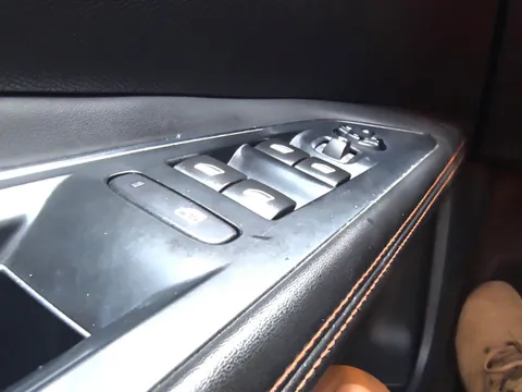 Peugeot 4008