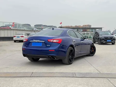 Maserati Ghibli
