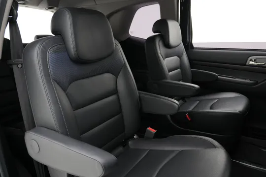 SsangYong Stavic (Korando Turismo)