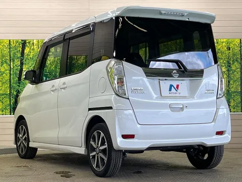 Nissan Dayz Roox