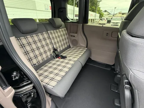 Honda N-BOX Joy