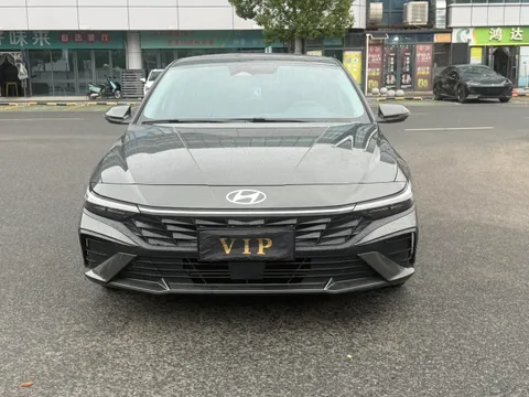 Hyundai Elantra (Avante)