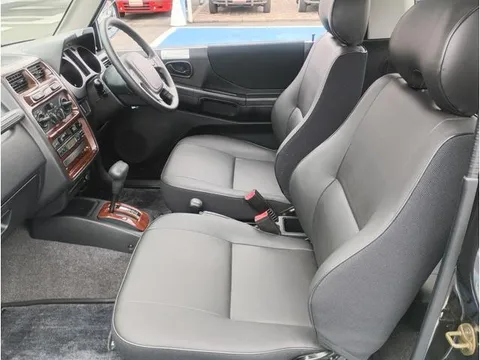 Mitsubishi Pajero JR