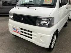 Mitsubishi Minicab Van