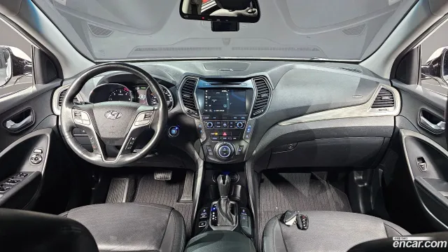 Hyundai Grand Santa Fe (Maxcruz)