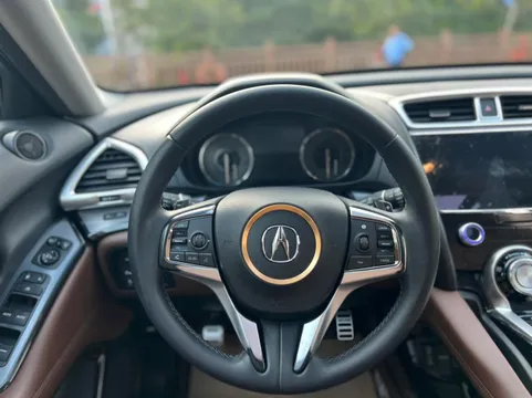 Acura CDX