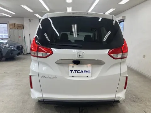 Honda Freed Plus