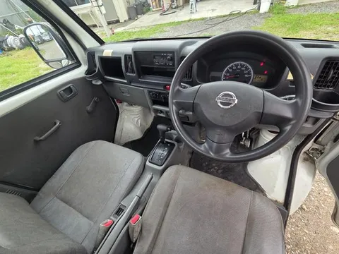 Nissan Clipper Truck