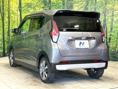 Mitsubishi eK X