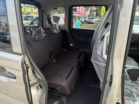 Suzuki Spacia Gear