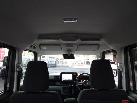 Suzuki Spacia Gear