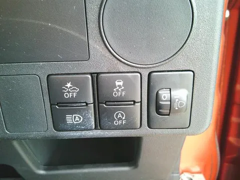 Toyota Pixis Mega