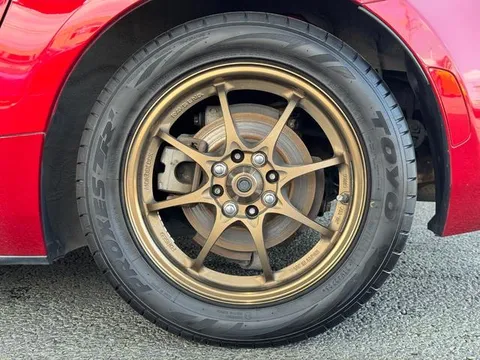 Mazda MX-5 (Roadster)