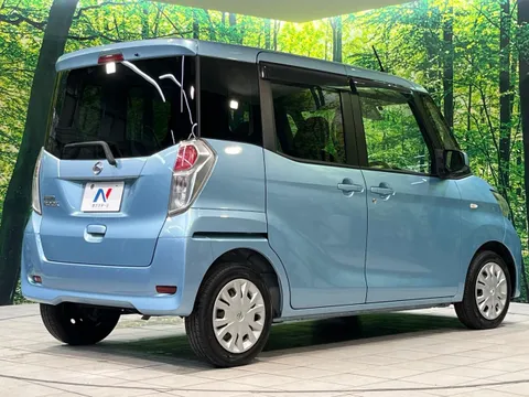 Nissan Dayz Roox