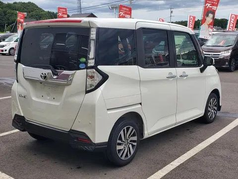 Toyota Tank