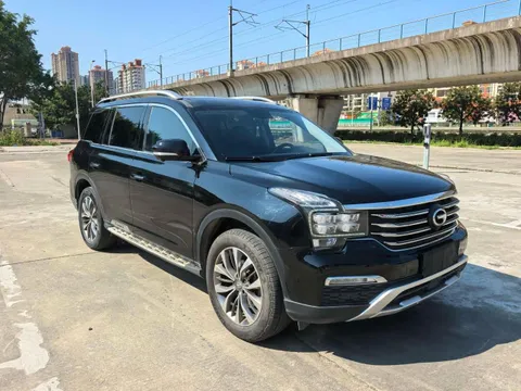 Gac GS8