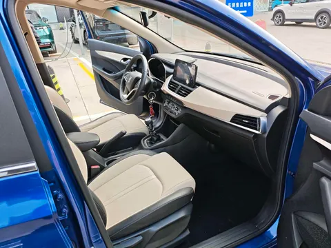 Baojun 360