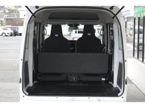 Mitsubishi Minicab Van