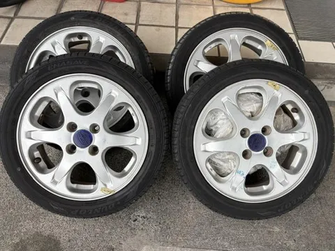 Subaru R1