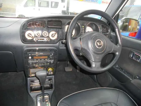 Daihatsu Mira Gino
