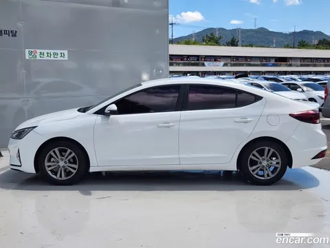 Hyundai Elantra (Avante)