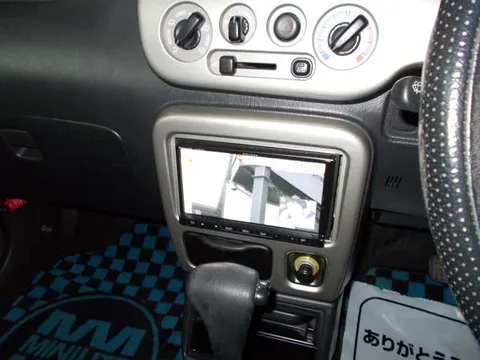 Daihatsu Mira Gino
