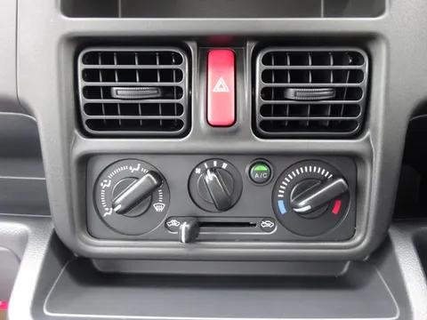 Nissan Clipper Truck