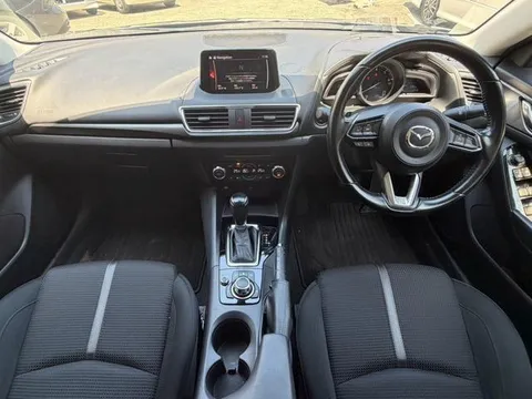 Mazda Axela Sport