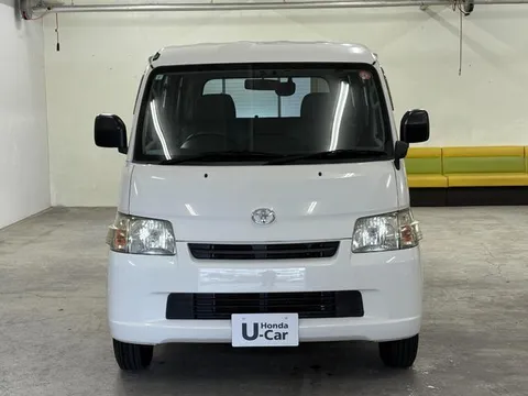 Toyota TownAce Van