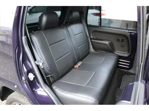 Daihatsu Naked