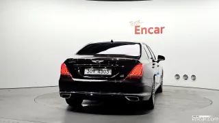 Genesis G90 (EQ900)